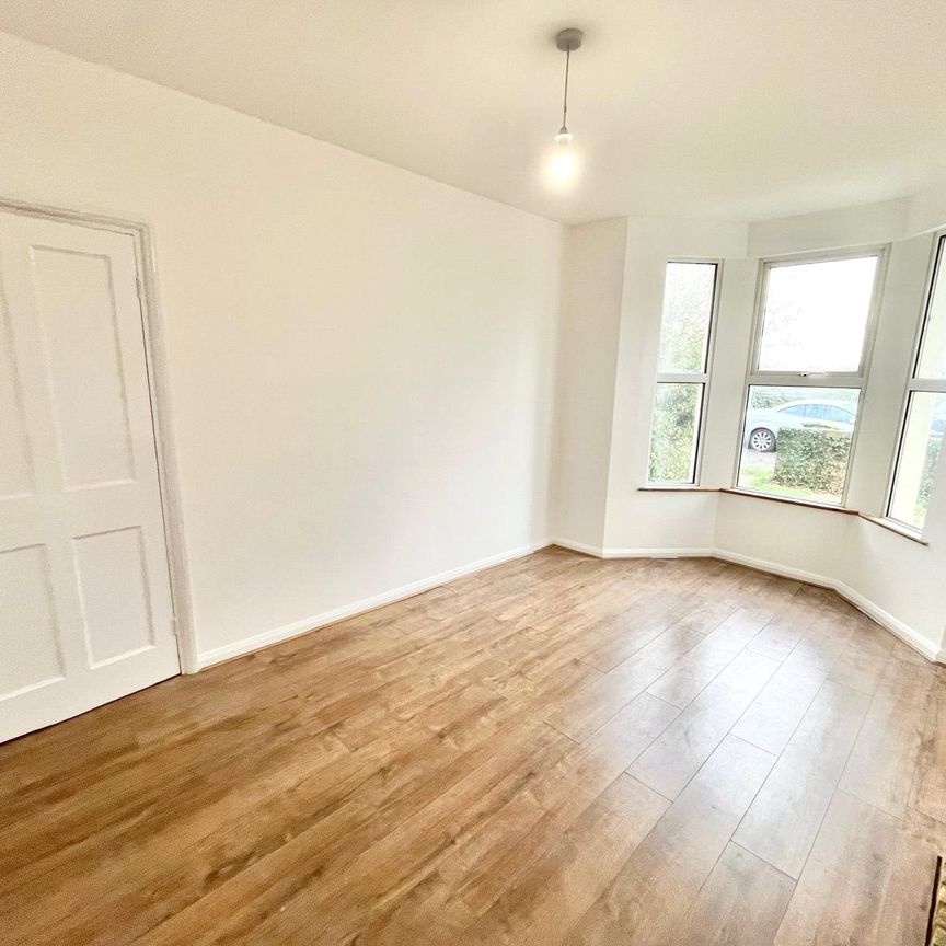 Millhead Villas, The Common, Great Wakering, Southend-On-Sea, SS3 0BS - Photo 1