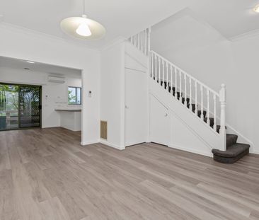 Modern 3-Bedroom Home in Bundoora - Photo 2