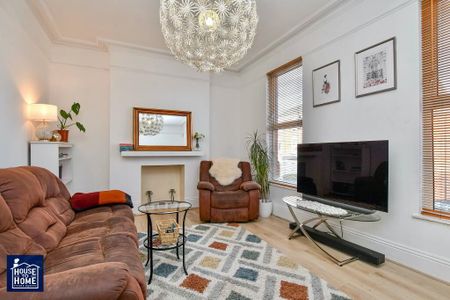 2, Woodland Avenue, Belfast, BT14 6BY - Photo 2
