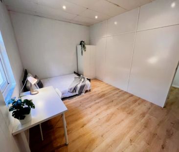 33 George St, Sydney - Photo 2