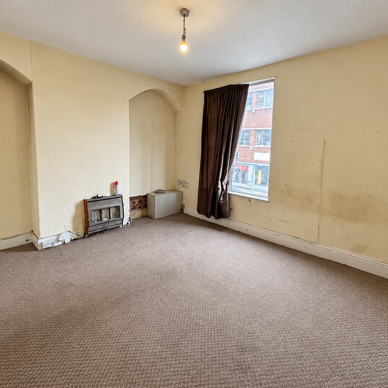 2 bedroom flat to rent - Photo 1
