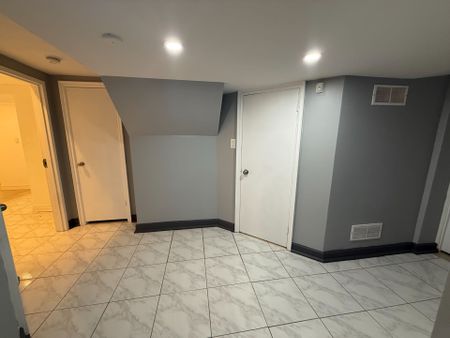 For Lease - 23 Glen Belle Crescent Unit# Bsmt, Toronto, Ontario - Photo 5