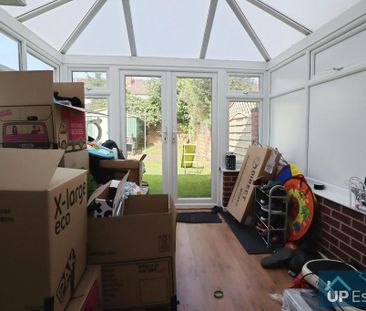 3 bedroom semi-detached house to rent - Photo 3