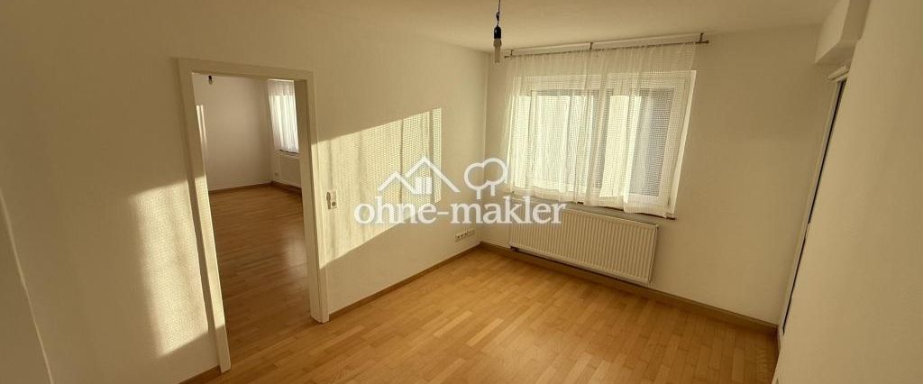 4,5-Zimmer-Wohnung Halbhöhenlage von Stuttgart, Renoviert, EBK, 2XBalkon, Stellplatz, u.m.v. - Foto 1