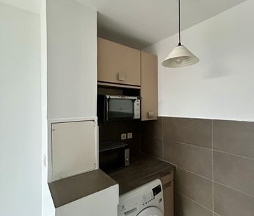 Location Appartement 1 pièce 19m² NICE 06100 - Photo 2