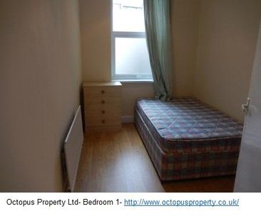 2 bedroom flat to rent - Photo 6