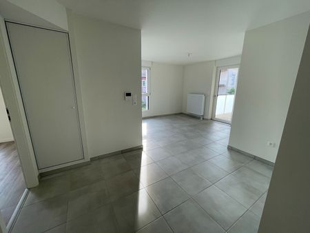 2 pièces 42.9 m2 terrasse parking - Photo 5