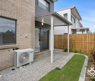 Brand new townhouses, 3bed+study & AC - Photo 1