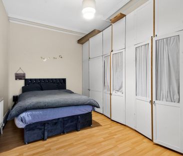 2 bedroom Flat To Let - Photo 6