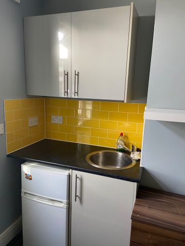 Room in a Shared House, Filwood Road, BS16 - Photo 4