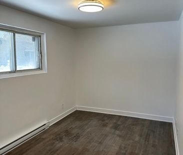 4.5 A MONTREAL-NORD COMPLÈTEMENT RÉNOVÉ TRANQUILLE - Photo 1