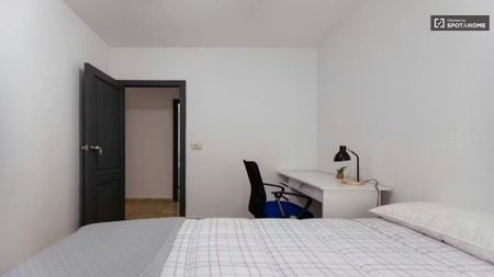 Carrer Severo Ochoa, Burjassot, Valencian Community 46100 - Photo 4