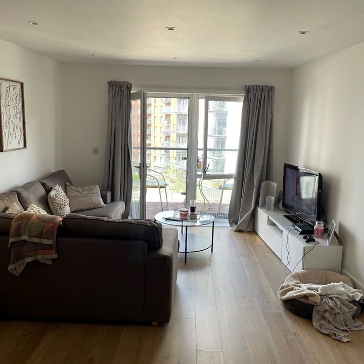 2 Bed Flat, Centenary Plaza, SO19 - Photo 1