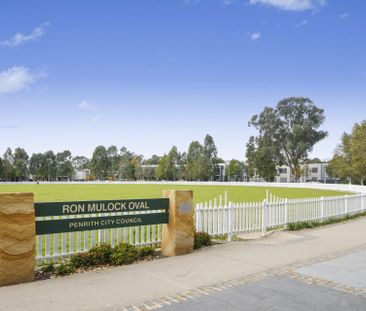 908/81B Lord Sheffield Circuit, Penrith - Photo 5