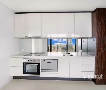 2 Bed, 2 Bath - Photo 6