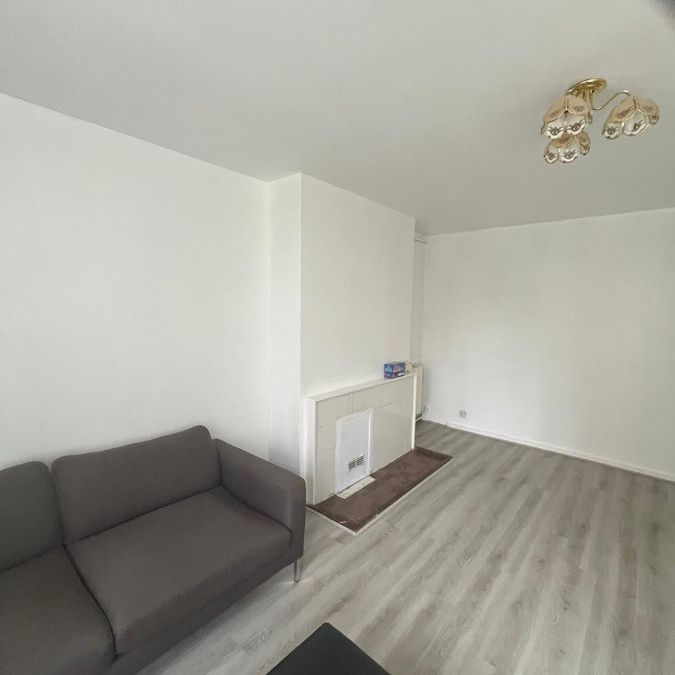 Clarence Avenue, London, SW4 8 - Photo 1