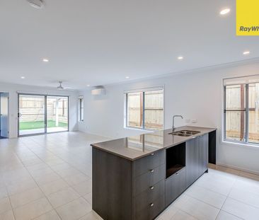 Lots of room for the family - Photo 1