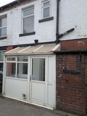 New Road Side, Horsforth, Leeds, LS18 - Photo 1