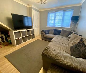 2 Bedroom House - Serle Close, Totton - Photo 2