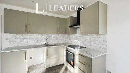 3 bedroom apartment to rent East Street, Rochford, Essex, SS4 - Photo 5