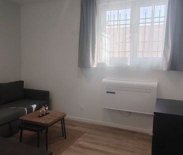 Location Appartement 1 pièce - Photo 1
