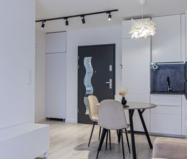 Górka Narodowa, 38 m2, 2 pokoje, loggia, tramwaj. - Zdjęcie 4