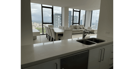 SPACIOUS FULLY-FURNISHED 3 BEDROOM ZEN APARTMENT IN MELBOURNE CBD - Photo 3