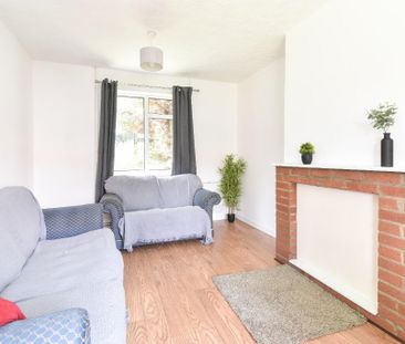 4 bedroom terraced house to rent - Photo 4