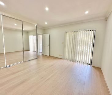 2 Bedroom Unit in the Perfect Location&excl; - Photo 1