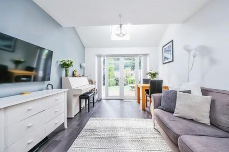 GordonStreet, ILKESTON - Photo 2