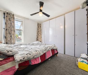 4 bedroom end of terrace house to rent - Photo 1