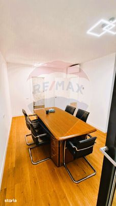 Apartament cu 4 camere de închiriat- Piata Constitutiei - Photo 1