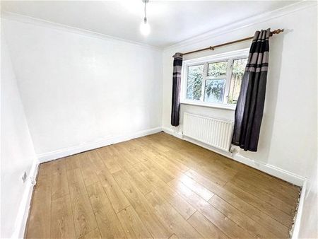 2 bedroom maisonette to rent - Photo 5