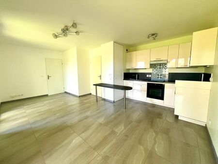 A louer - Appartement Dammarie Les Lys 2 pièces 43 m2 avec jardin - Photo 3