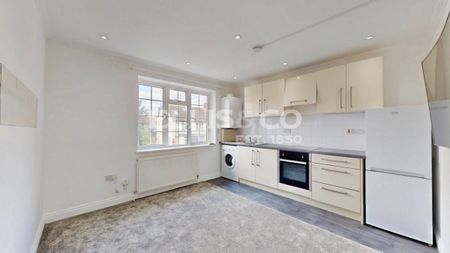 Thorn Close, UB5, Northolt - Photo 5