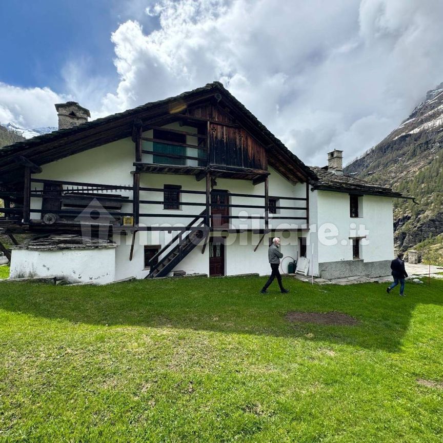 Quadrilocale Località Orsio 27, Gressoney-La-Trinitè - Photo 1