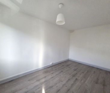 Location Appartement 3 pièces 54m² TROYES 10000 - Photo 4