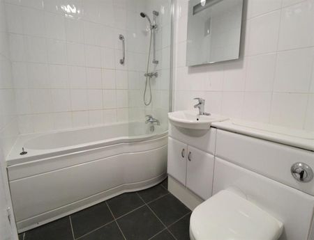 2 Bedroom Apartment Available Arranging tenancy - Photo 5