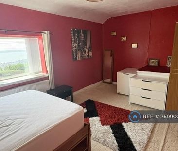 3 bedroom terraced house to rent - Photo 2