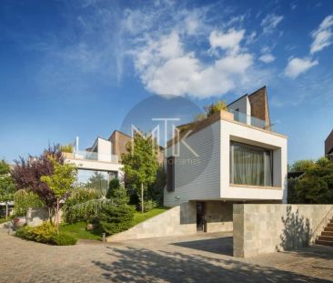 Exclusiv | Vila Individuala + Piscina | Pipera - Erou Iancu Nicolae - Photo 3