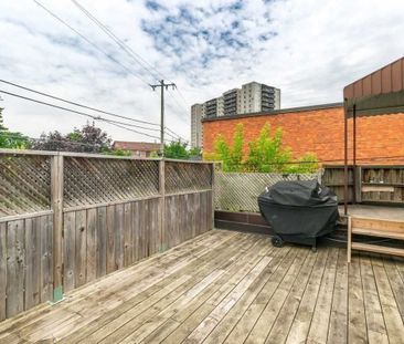 For Lease - 2500 Kingston Road Unit# 2, Toronto, Ontario - Photo 3