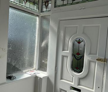 Bedsit, Hazelwood Lane, N13 - Photo 1