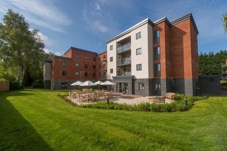 1 bedroom retirement property to rent - Photo 3