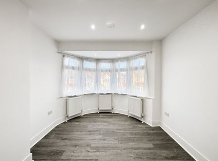 Flat 2, Girton Avenue, Kingsbury, NW9 - Photo 4