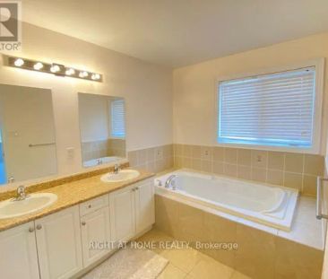 63 FARRELL AVENUE - Photo 4