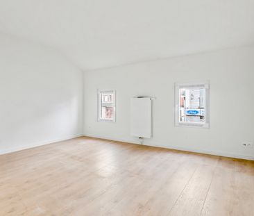 Gerenoveerde woning met koer en 2 slaapkamers in Vrasene - Photo 6