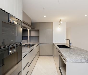 Luxe Town Residence With Resort-Style Facilities - Photo 3