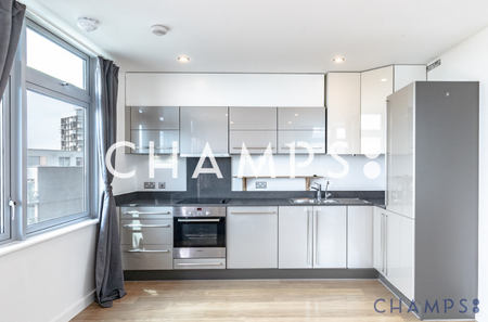 3 bedroom flat to rent - Photo 2