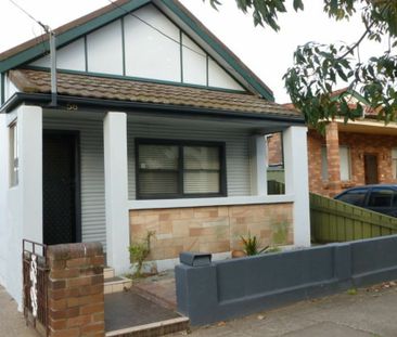 Renovated Three Bedroom Home - Photo 1