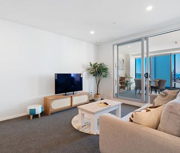 Luxury Brand New 2BR Retreat + Sea view! - Photo 2